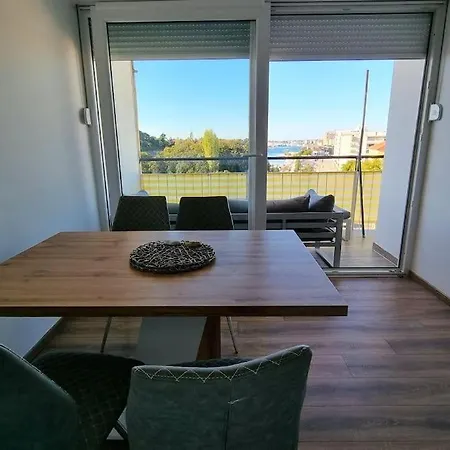 Апартаменти Sea View Balcony And Parking *