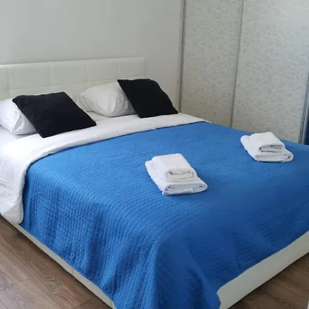 Sea View Balcony And Parking *