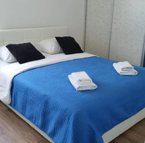 Sea View Balcony And Parking *